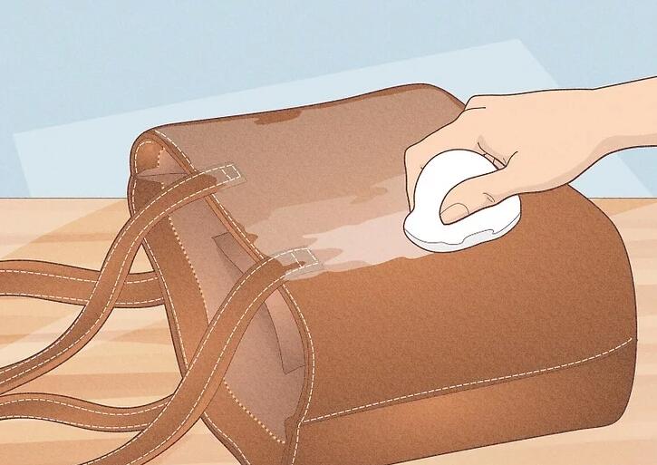 In-Depth Guide To Cleaning Your Leather Bag - LeatherNeo