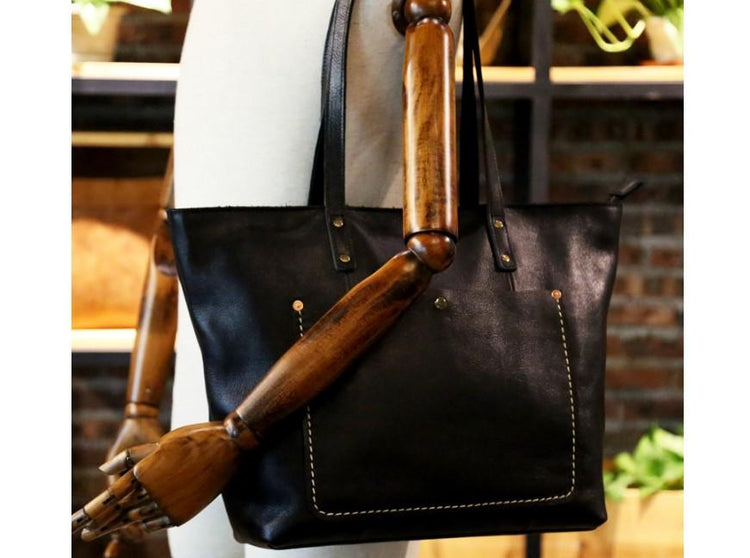 black leather tote bags