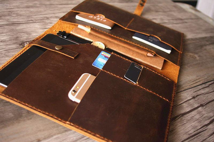 brown leather surface go sleeve