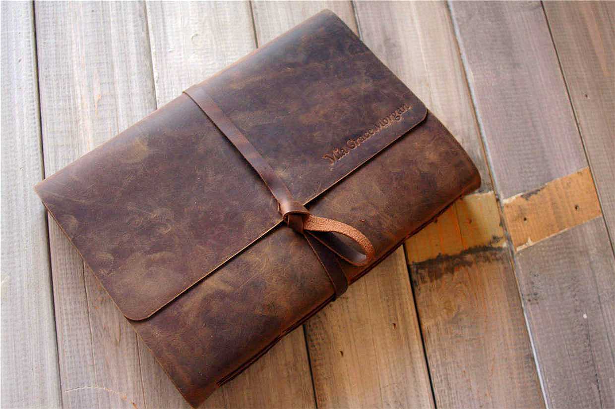 Grande Leather Photo Album Vintage Scrapbook (Large, Black Pages